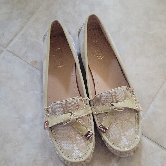 NEW Coach FRIDA Loafers Size 8B - Picture 1 of 8